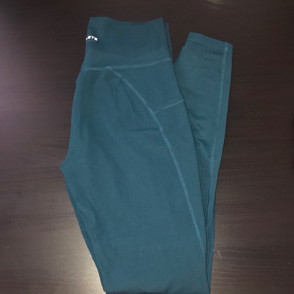 Alphalete leggings